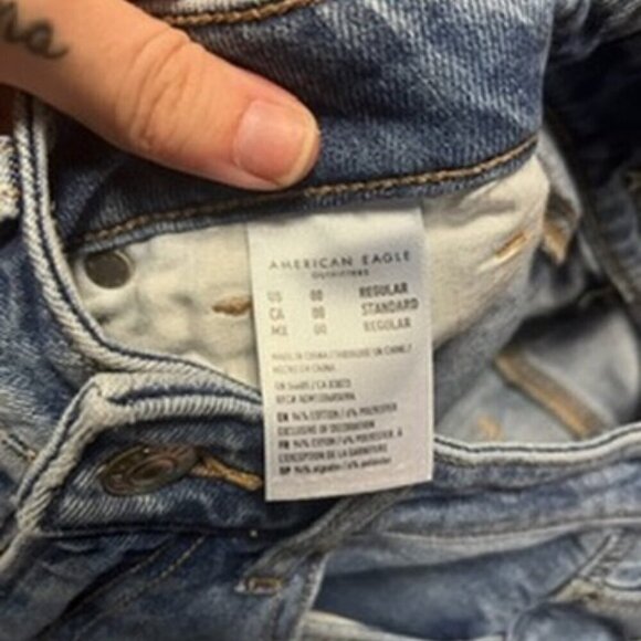0524-22 American Eagle Jeans - Picture 4 of 4